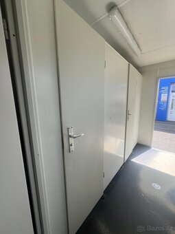 Sanitární sprchový kontejner / Containex 6m délky - 7