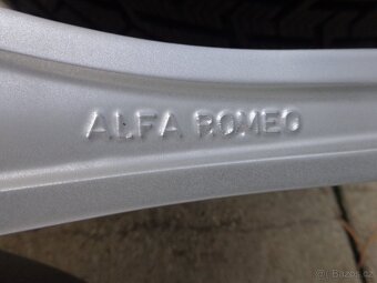 Alfa Romeo Stelvio zimna sada kol 235/55R19 - 7