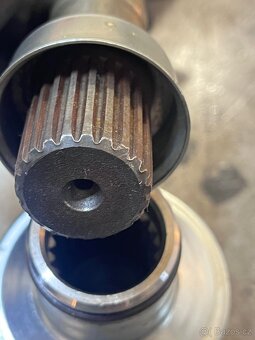 Prodlouzeni poloosy t4 - 7