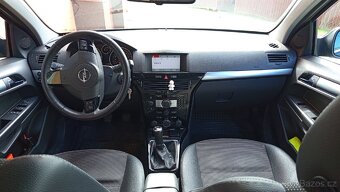 Auto Opel Astra Caravan - 7