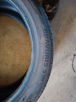 265/35 R18 a 245/40 R18 - 7