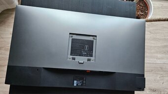Monitor Dell U2719D - 7