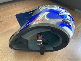 MX helma Worker - 7