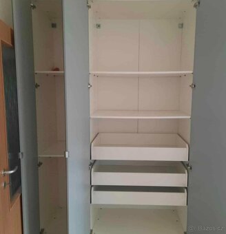 RÝMAŘOV, BRUNTÁL, VRBNO Pěkná šatní skříň IKEA PAX - 7