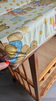 Přebalovací pult na kolečkách - 7