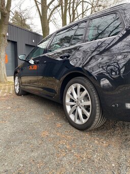 Volkswagen Golf 7 - 7