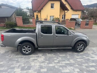 Prodám Nissan Navara D40 4x4 2,5 nafta 140 KW automat - 7