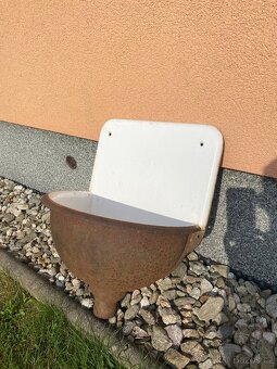 Výlevka. - 7