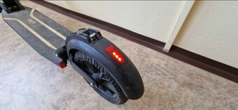 ELEKTROKOLOBĚŽKA SXT LIGHT PLUS V - 7