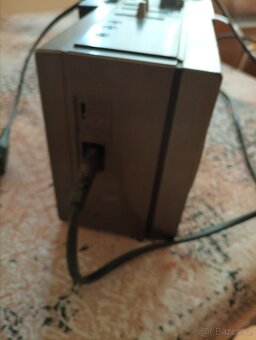 Radiomagnetofon značky AIWA - 7