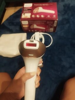 Epilátor Philips Lumea - 7