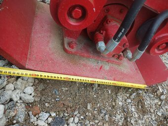 Vibrační deska pro bagry 3-6t - 7