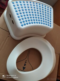 fusak, houpačka pokojová, vanička, schůdek, kočár - 7