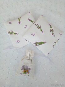 Kojenecký polštářek na koliky - 7