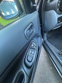 Nissan Almera - 7