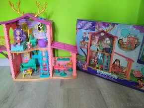 Jelení dům Enchatnimals včetně panenky a zvířátka - 7