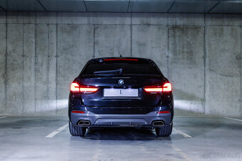 BMW 530d xDrive Touring Facelift M paket 2022, ťažné, DPH - 7