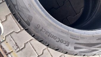 Prodám 2 x letní pneu Continental 235/45/18 - 7