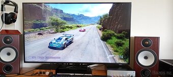 Rezervováno do 5.7. 42.5" SAMSUNG Smart Monitor M7 - 7