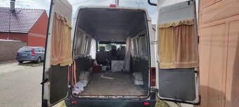 Volkswagen LT 35 2.5 TDI (66 kW), 6 míst - 7