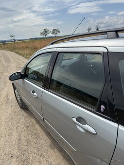 Ford Focus 1.8 TDCI Ghia - 7