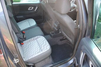 Škoda Roomster 1.2 51kW - climatronic - výhřev sedadel - 7