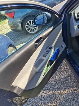 Passat b6 1,6fsi za dodavku - 7