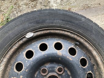 Prodám 4 zimní pneumatiky 195/60R16C na plechových discích - 7
