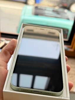 iPhone 12, 128GB, zelený - 7