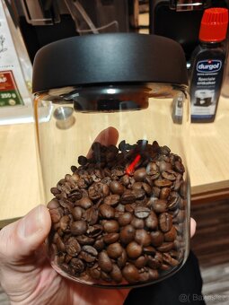 Prodam set Tchibo cafissimo Latte 1+1 - 7