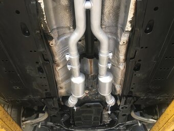 AUDI A4 B7 3.0i V6 AUT quattro, Max.výbava 162kW , TOP STAV - 7