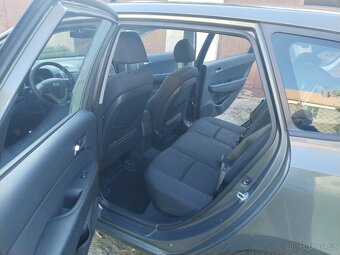 Hyundai i30 1.6 benzín 93KW-Koup.ČR,CEBIE,PO SERVISU - 7