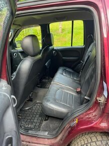 Jeep Cherokee KJ 2,8 CRD - 7