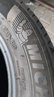 Prodám 4 x letní pneu Michelin 205/60/16 - 7