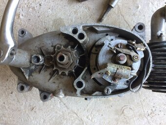 Motor Pionýr Jawa 21 - 7