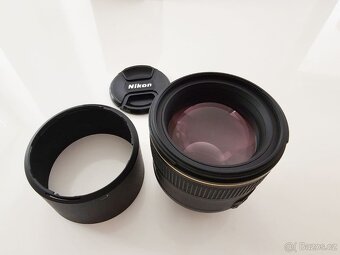Nikon AF-S NIKKOR 85 mm f/1.4G - 7