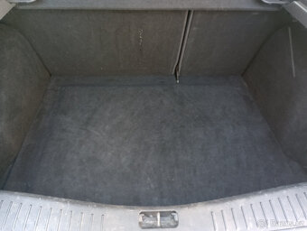 Ford Focus II 1.6 TDCi, 80 kW, hatchback, třídveřový - 7