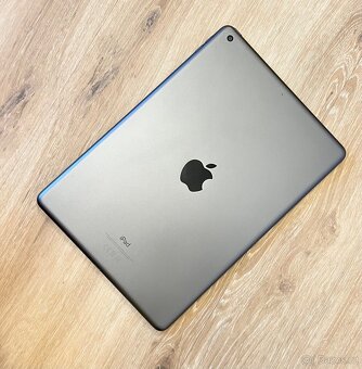 Apple IPad 9. generace Wi-fi 64 gb - 7