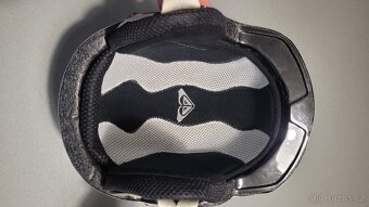 Dámská,  dívčí lyžařská helma a brýle - 7