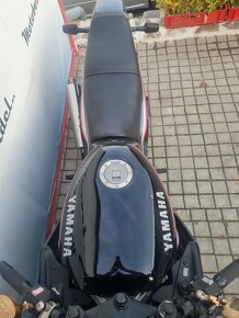 Yamaha FZ 750 - 7
