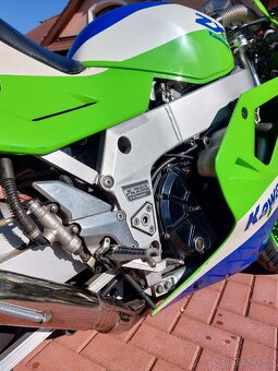 Kawasaki ZXR 750 H1 - 7