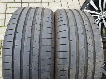 Alu kola vw 5x112 r17 7,5j et47 pneu 235/45/17 - 7