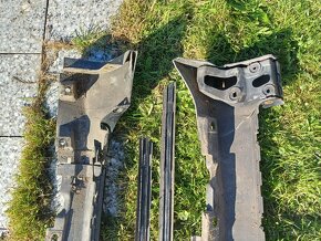 AUDI A4 B6 Plastové prahy - 7