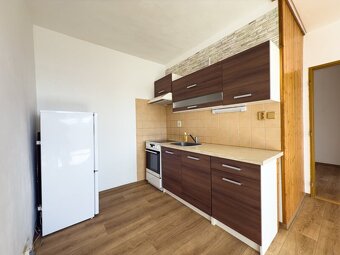 Pronájem bytu 2+kk s komorou + sklep 3.5 m2, 42 m² – Trnovan - 7