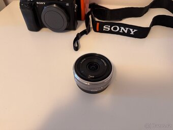SONY Alpha A6400 + SONY FE 16mm F/2.8 - 7