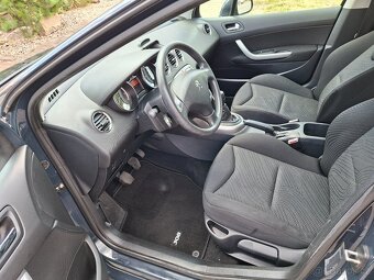 Peugeot 308 1.4 benzín 72kw koupeno v ČR - 7