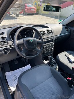 ŠKODA YETI 2.0 TDI SERVISNí KNIHA jen ŠKODA 126.170 km - 7