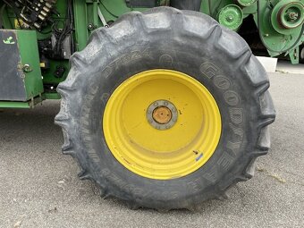 Sklízecí mlátička John Deere 9800I STS - 7