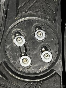 Snowboard STUF - Symbol 145 + vázáni STUF - Matrix; Boty Nit - 7