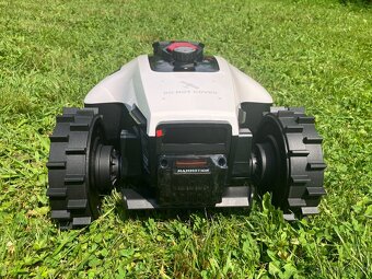 GPS robotická sekačka Luba, Yuka SLEVA - 7